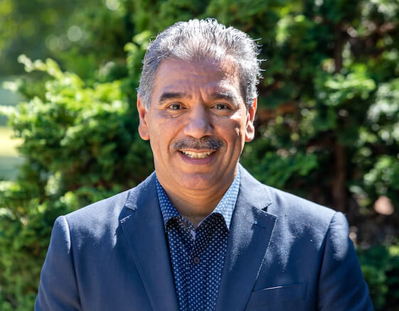 Catering Director Fernando Calix Photo